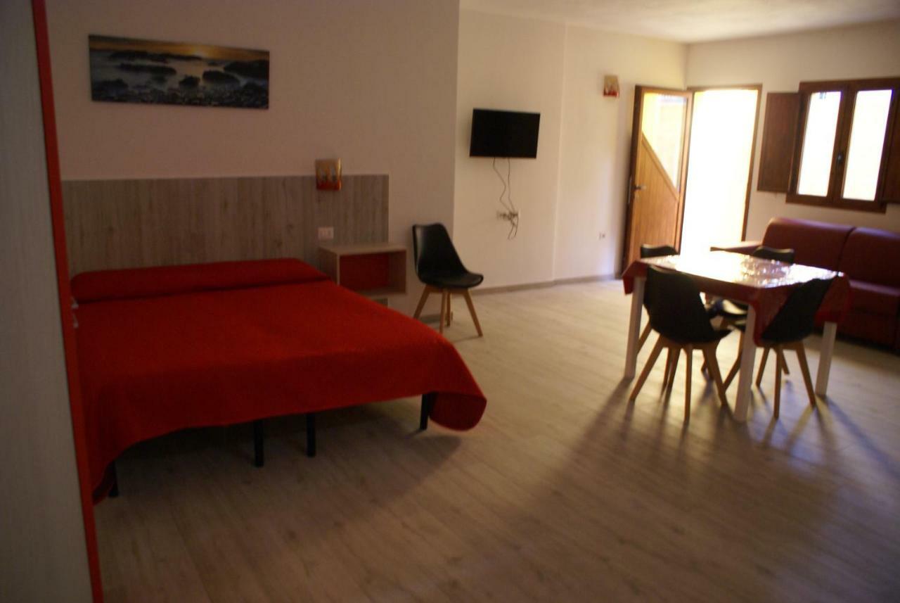 Casa Mariolu 2 Lejlighed Cala Gonone Eksteriør billede